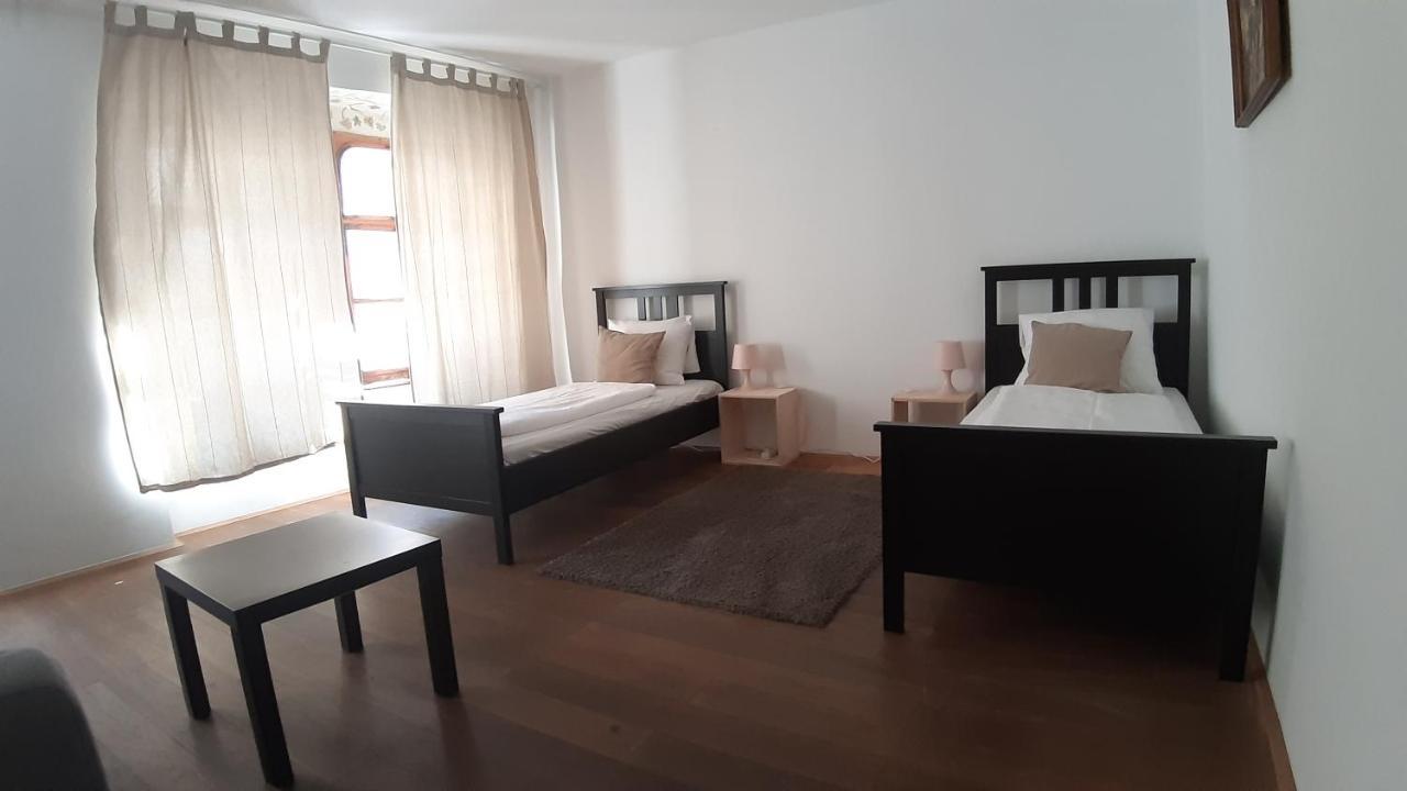 Boutique Hostel Zum Goldenen Kegel Виена Екстериор снимка