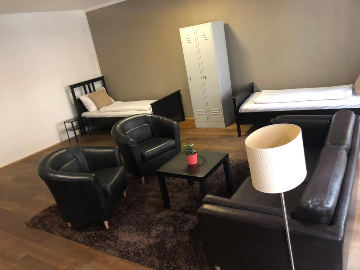 Boutique Hostel Zum Goldenen Kegel Виена Екстериор снимка